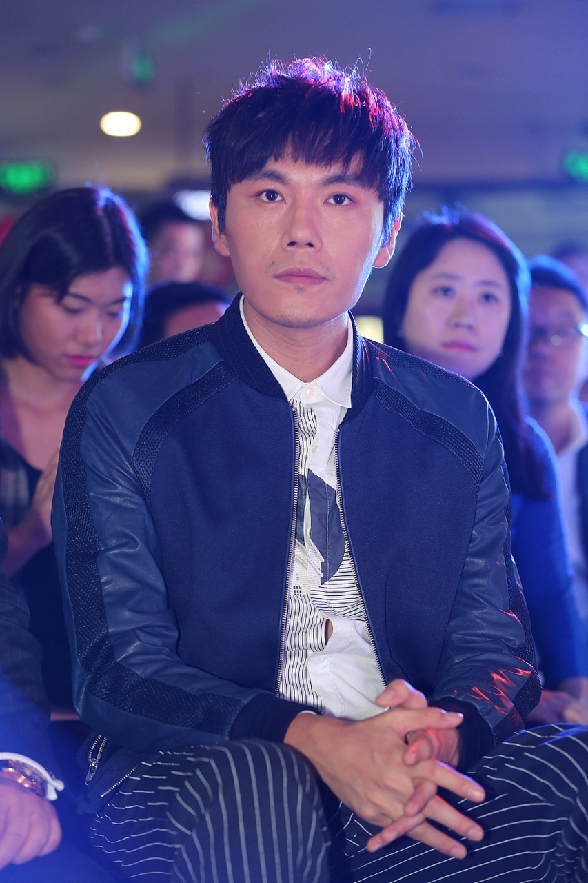 秦昊在最近的采访中提到了杨幂,他说杨幂这次在新剧中的表现会给大家