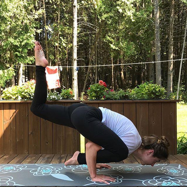 睡前 30 分钟阴瑜伽,缓解失眠非常有效,经常熬夜者要多练