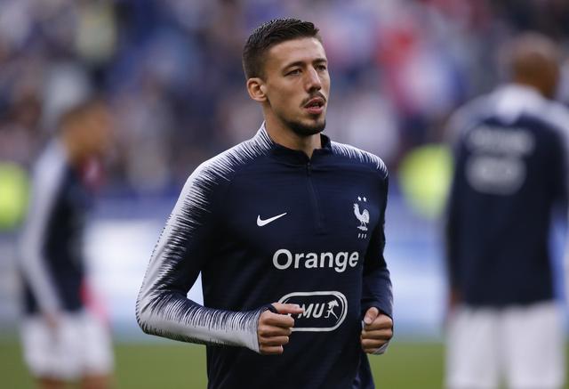 朗格莱:格列兹曼很适合巴萨 登贝莱必须提高稳定性