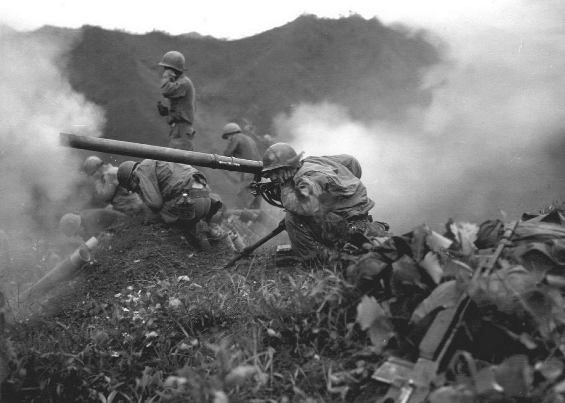 二战后美国对外战争30多次,仅输2次,巧的是两场都在我们邻国