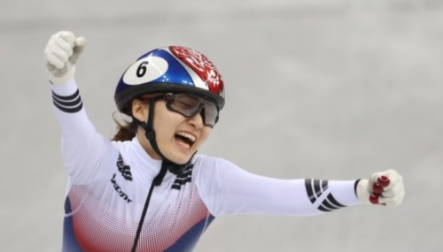 崔敏静豪取1500米冠军,距离全能冠军更近一步,臧一泽获b组第二