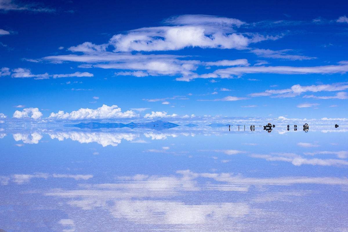 世界最大盐沼,地理特殊被誉为"天空之镜",发现新资源储量巨大