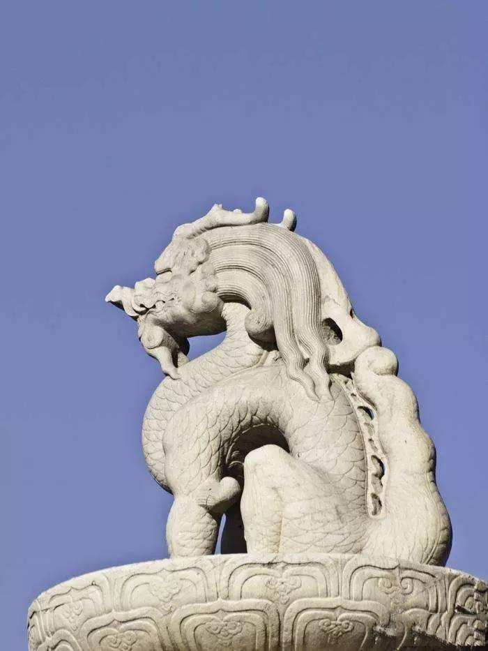 天安门前后华表上的"犼"各叫什么名字?