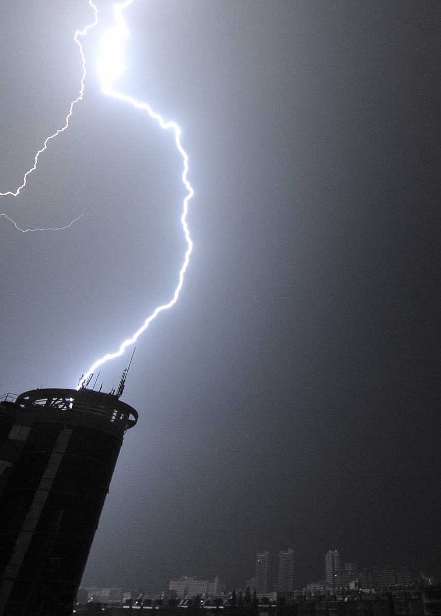 河南的天气简直比过山车还刺激啊!