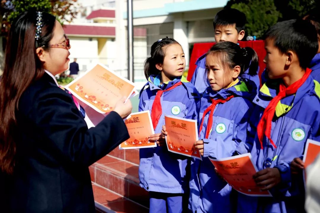梦想,从这里起航——记奋进中的甘洛县城关小学
