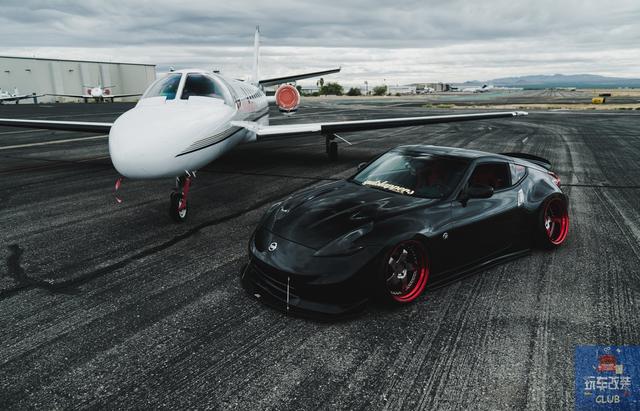 一辆"全黑""战斗风格"的梦想跑车!日产370z