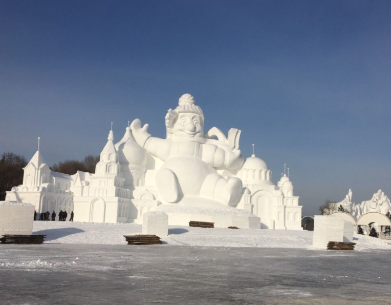 以雪雕为主题的博览园,可以看到雪雕大赛的优秀作品!