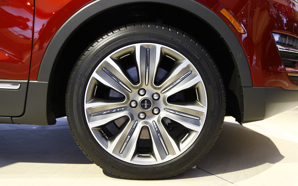 林肯mkc的高清大图,一睹为快吧!