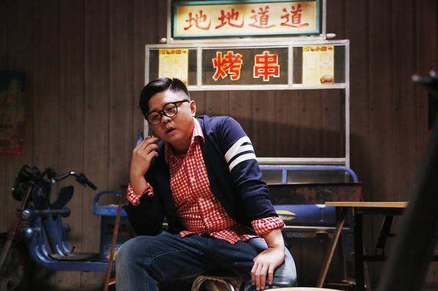 《余罪》鼠标曝近照,和大鹏一起玩密室逃脱,戏称自己早就发现了