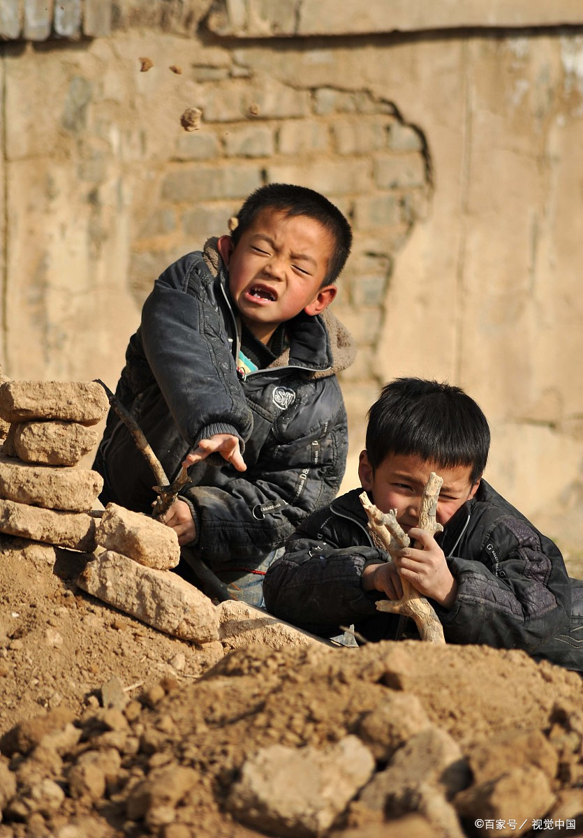 偏远地区孩子穷的图片图片