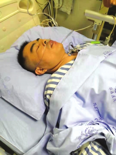 他是两个孩子的父亲,年仅40岁却罹患癌症 张斌:不想和孩子们说再见