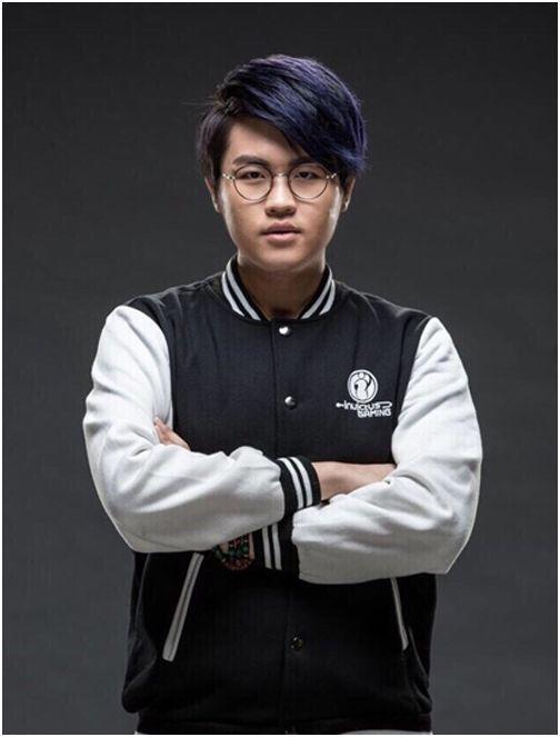 疯狂摇摆成了!姿态时隔三月再次复出,拯救rng水火之中!