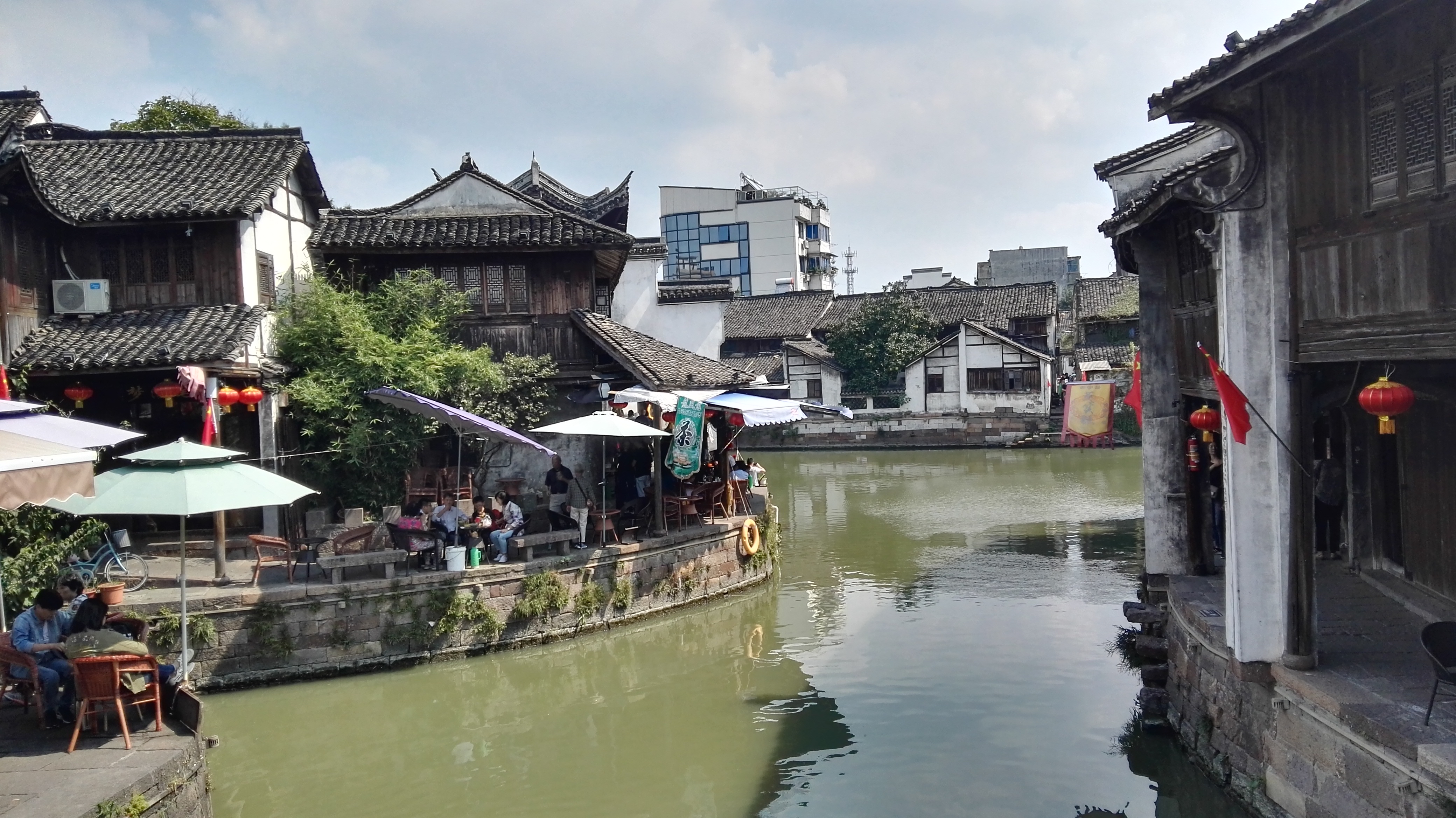 湖州新市古镇:到处都是新旧交替的气息