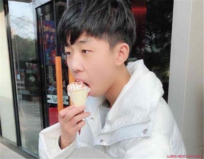 xleft小叮当16岁的时候就被斗鱼捧上位,斗鱼xleft小叮当个人资料