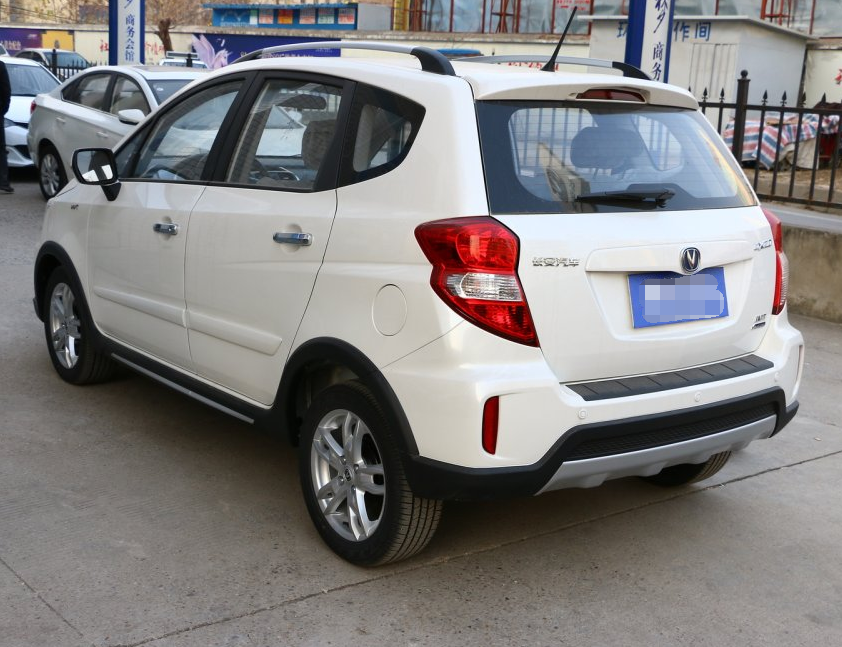 长安cx20沉稳大气得外观,霸气的外观,朋友都说好看