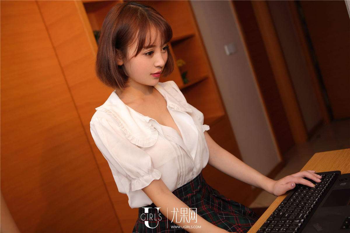 富士康"厂妹"为什么晚上不回宿舍,却来这种地方?答案太现实