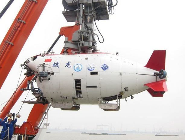 中国载人深潜器可下潜7000米深度,将极大促进一武器发展
