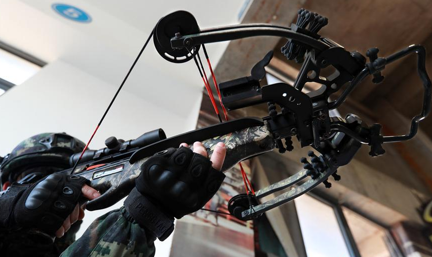 中国最凶猛特种兵冷武器,曾打下过飞机,大象头骨可一击而碎