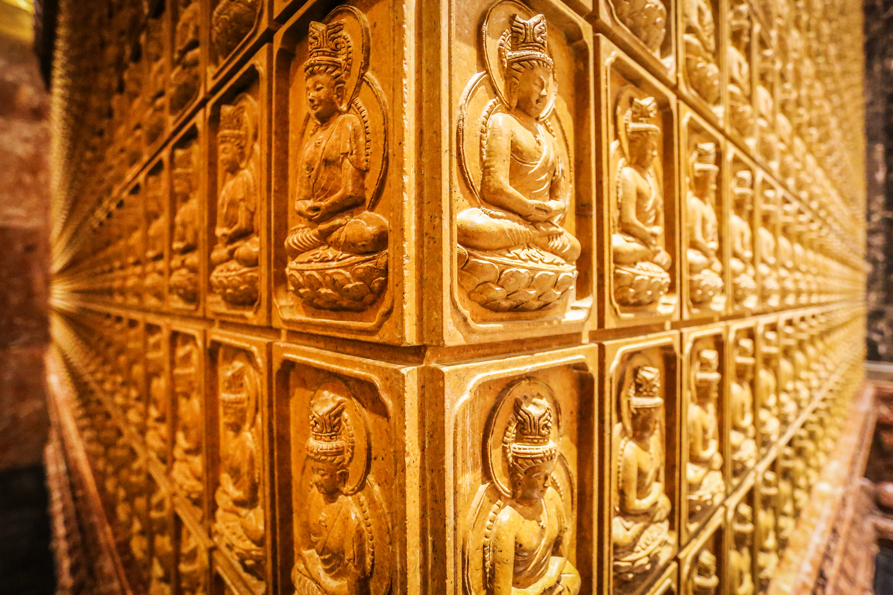 这里是佛教圣地,却有不少非佛教徒也慕名前来,为什么?