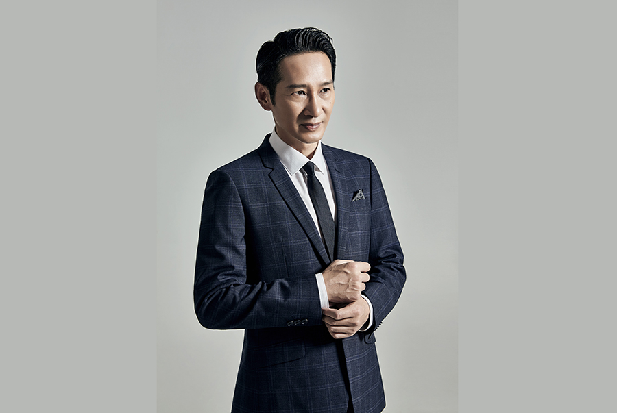 王劲松凭借多部优秀作品,俨然已成为当下最火热配角