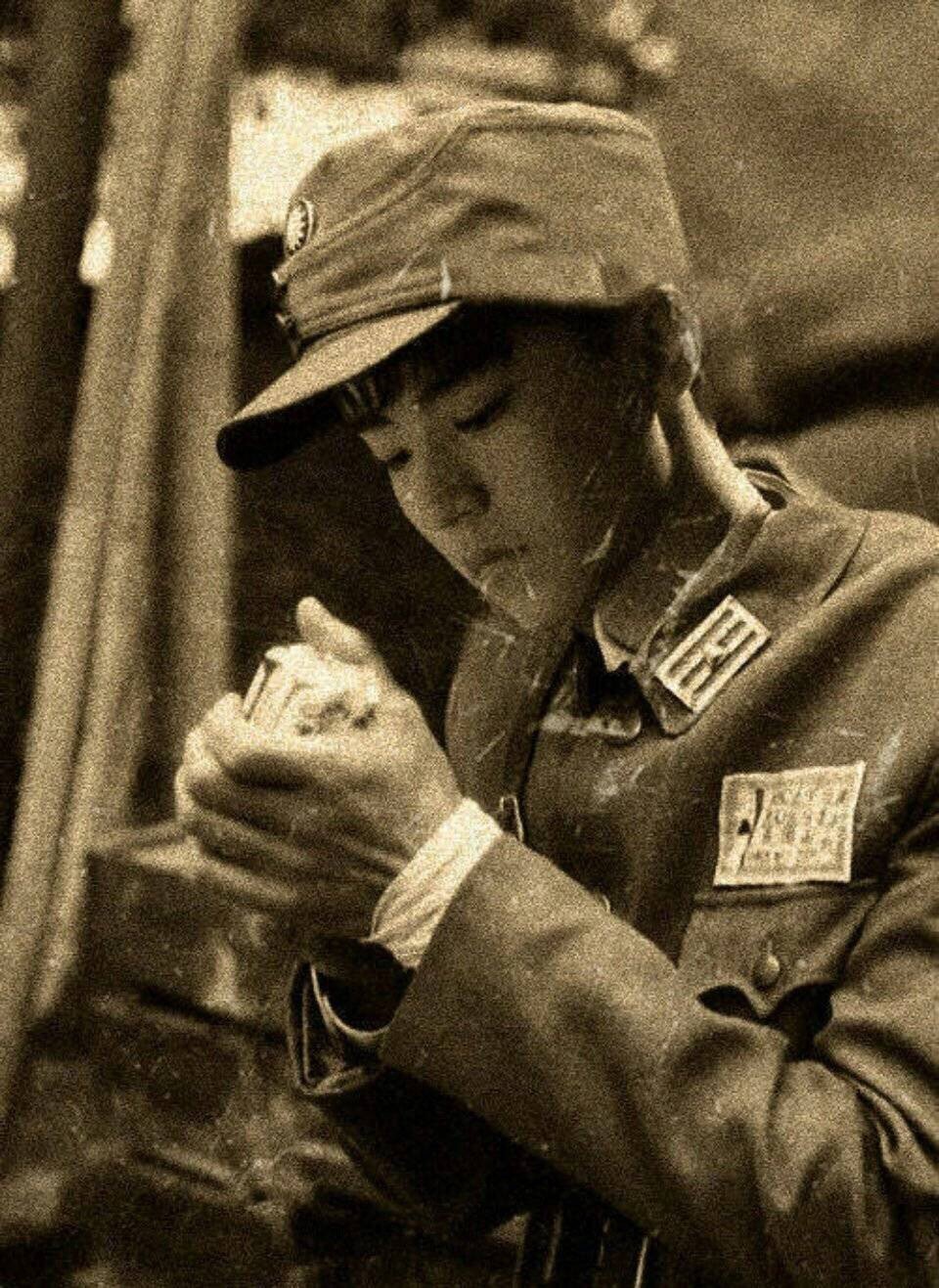 王俊凯军装美图集,霸气万分的军官凯