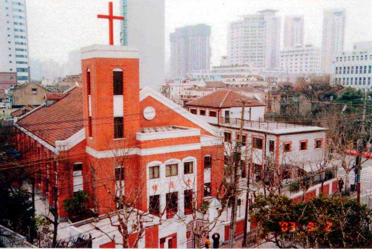 首尔韩国青瓦台,上海市徐家汇天主教堂自然也在其中