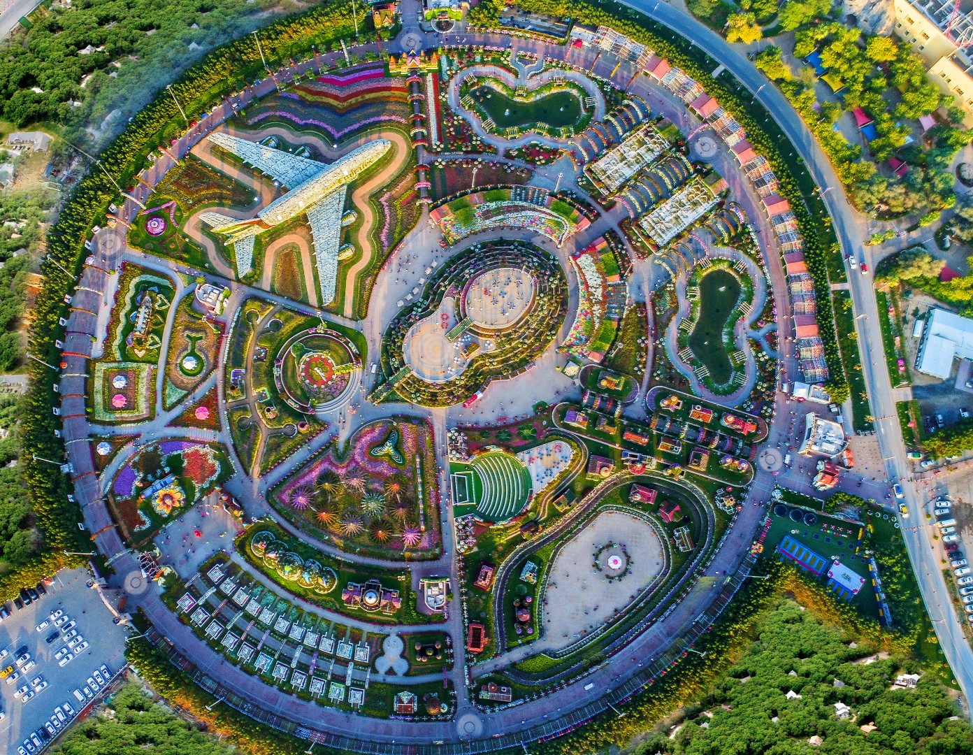 世界上最大的沙漠公园,迪拜奇迹园