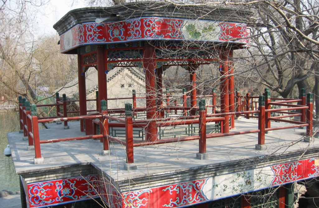 从八十年代恭王府对外开放以来整座建筑被统称为妙香亭