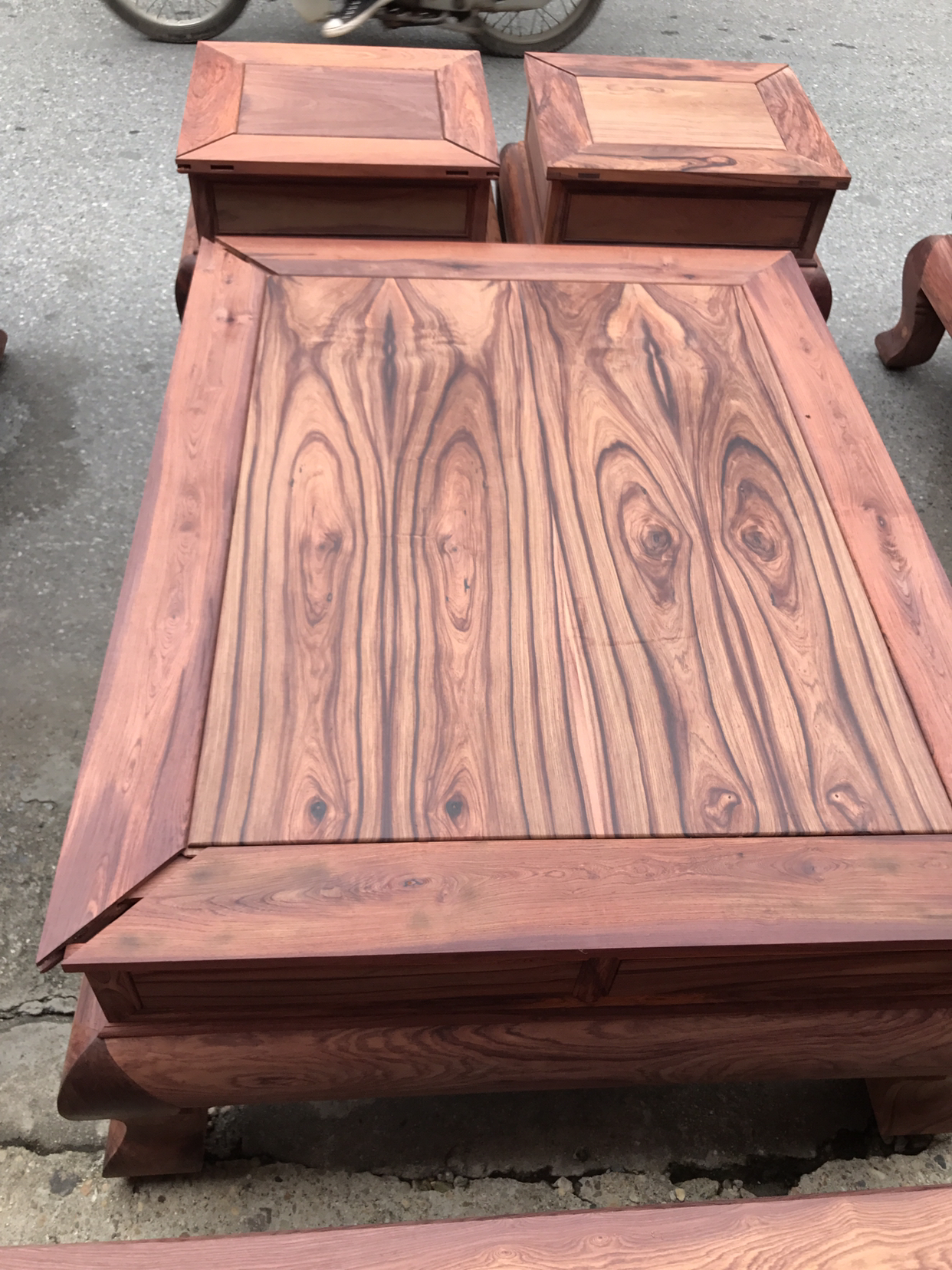 白酸枝10件套国色天香沙发,木纹漂亮