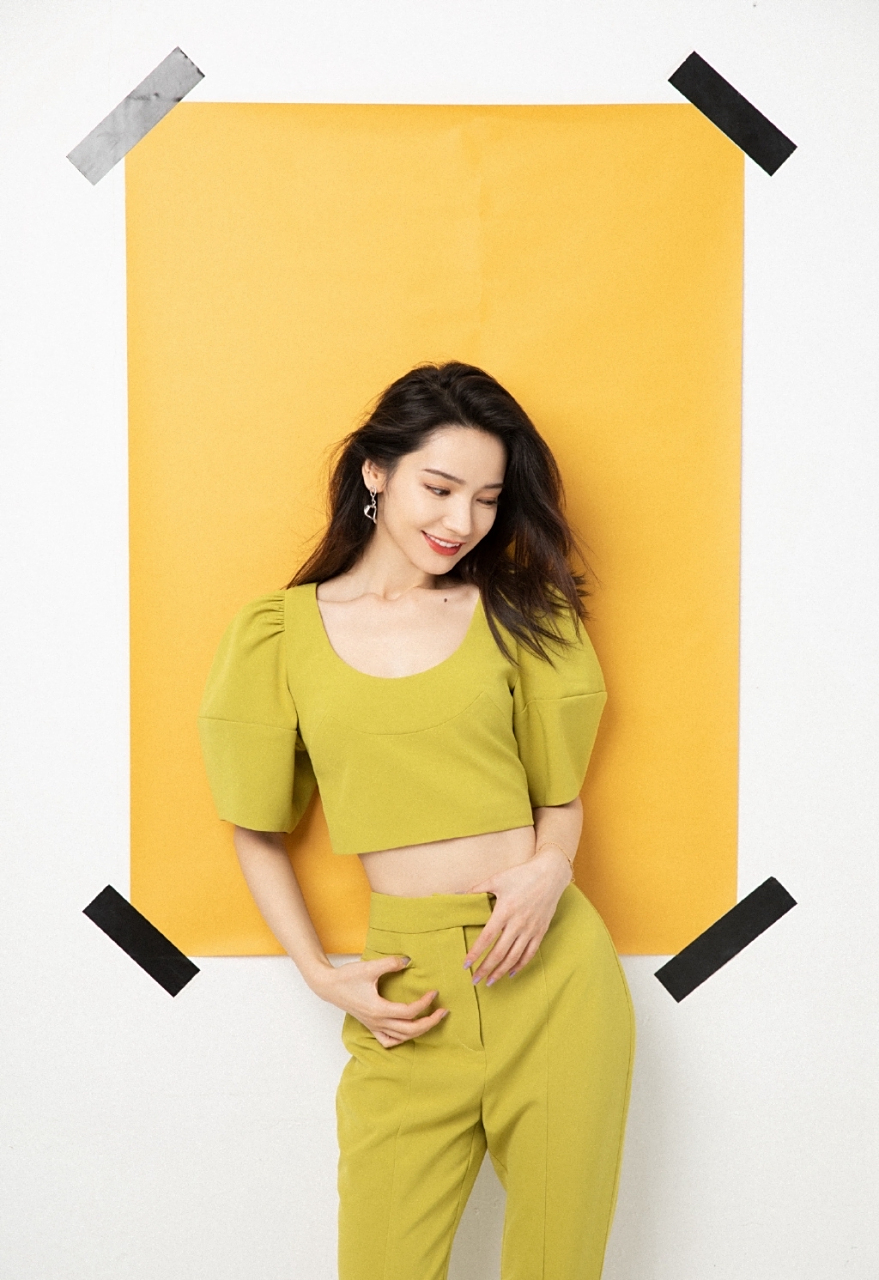 双十一嗨购指南# 代斯,中国内地影视女演员,毕业于中央戏剧学院.