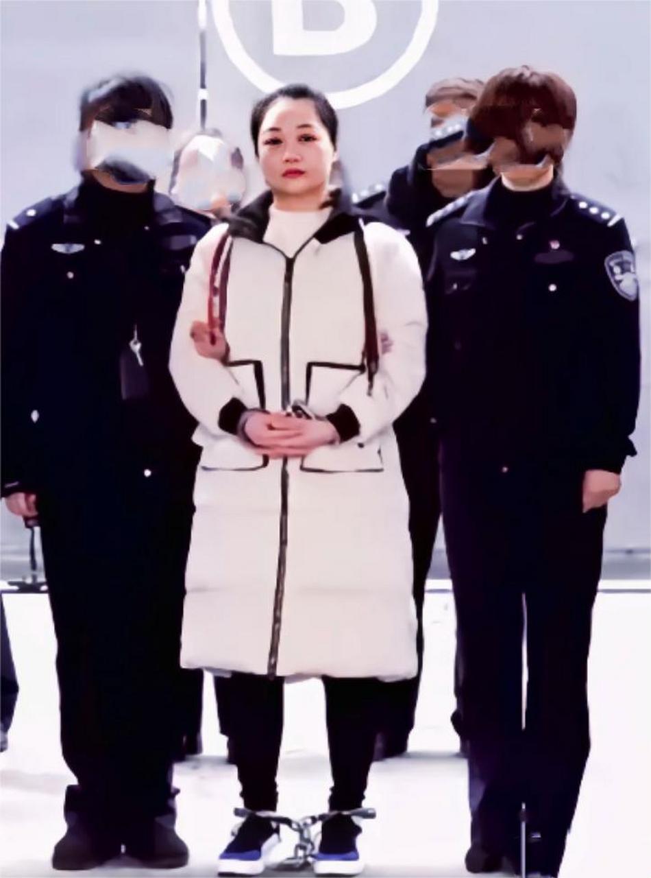2019年2月8日,这是一名即将被押赴刑场,准备执行死刑的女犯人,她身材