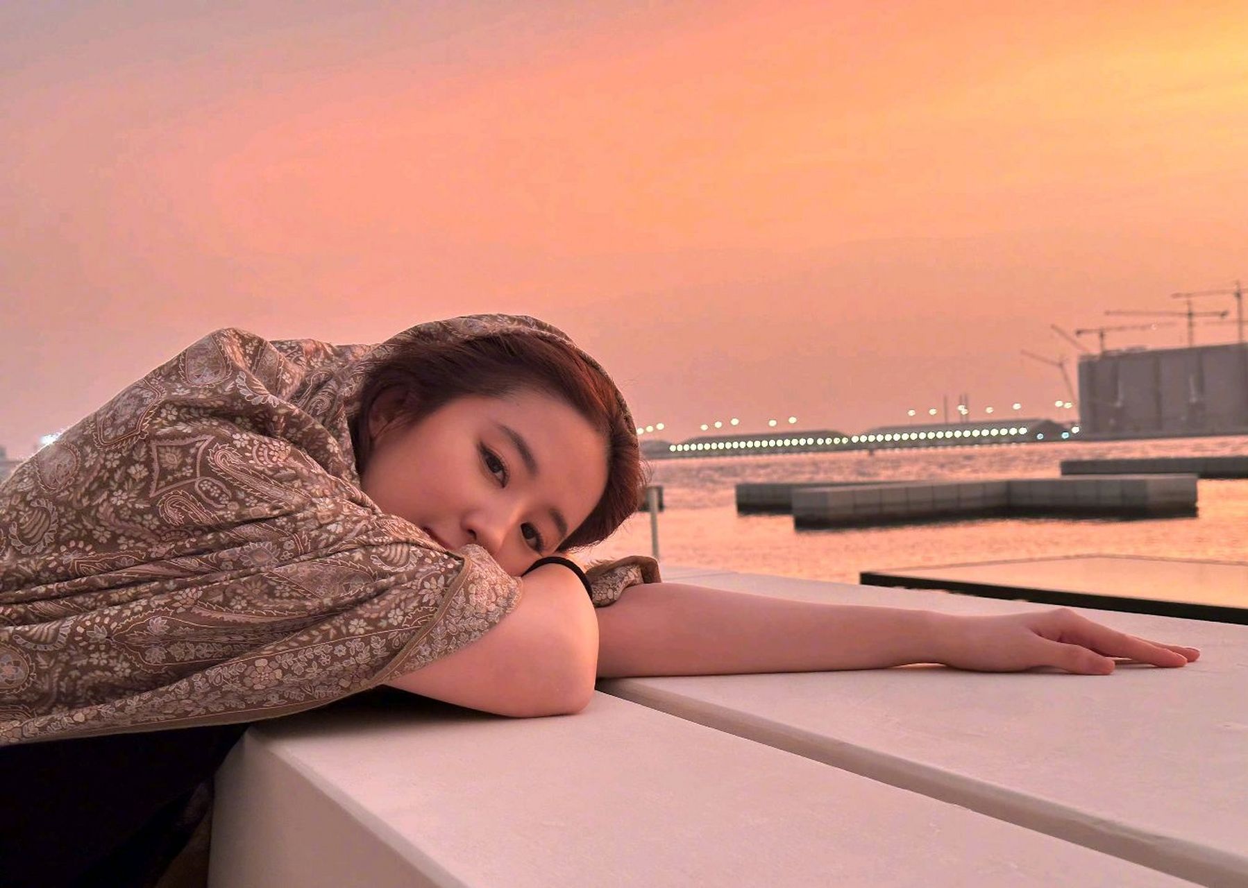 刘亦菲中秋节白富美造型,看着又年轻又貌美,果然是神仙姐姐.  我看上