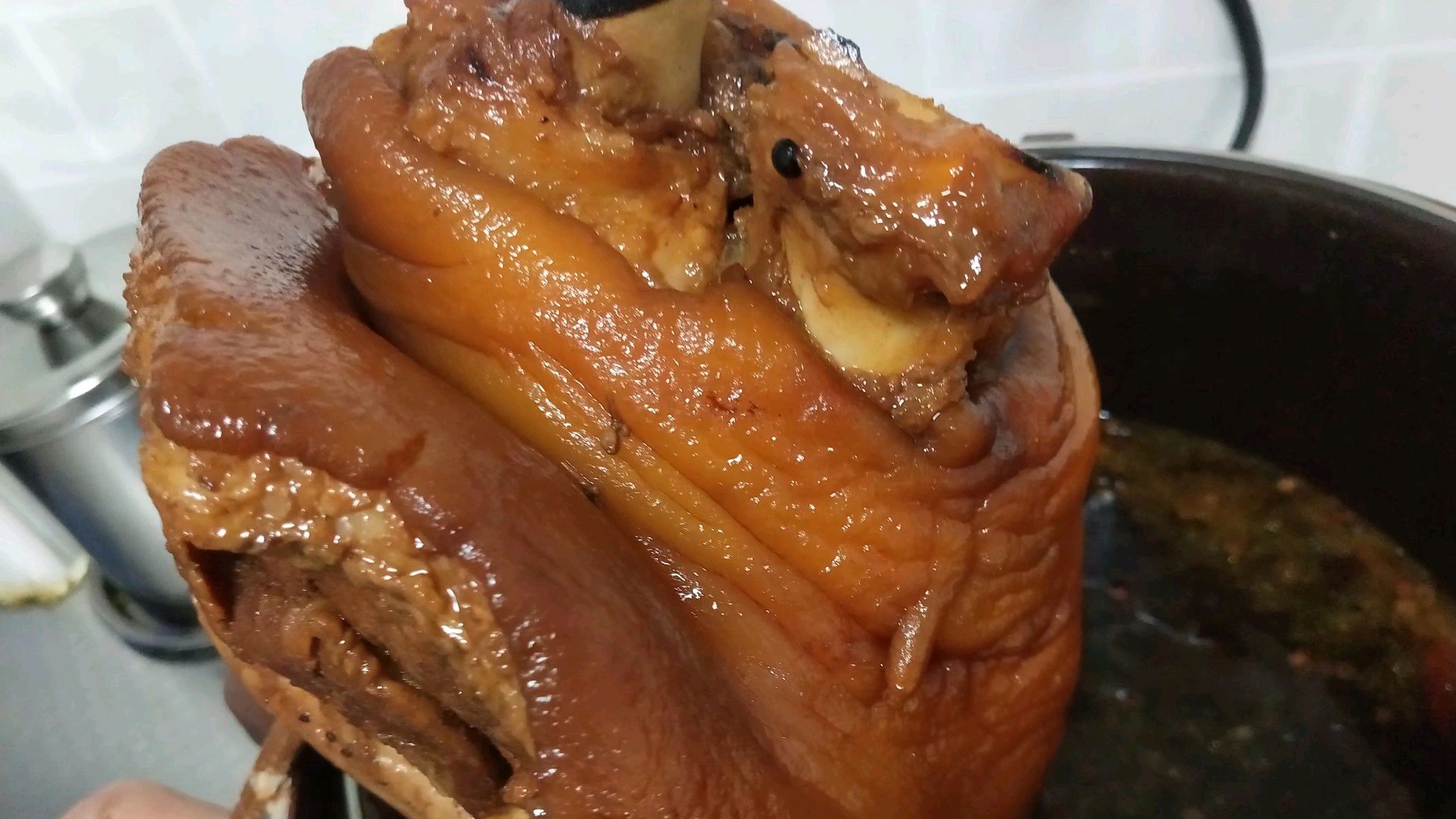 香香香,电饭锅版烀肘子,谁看谁会做