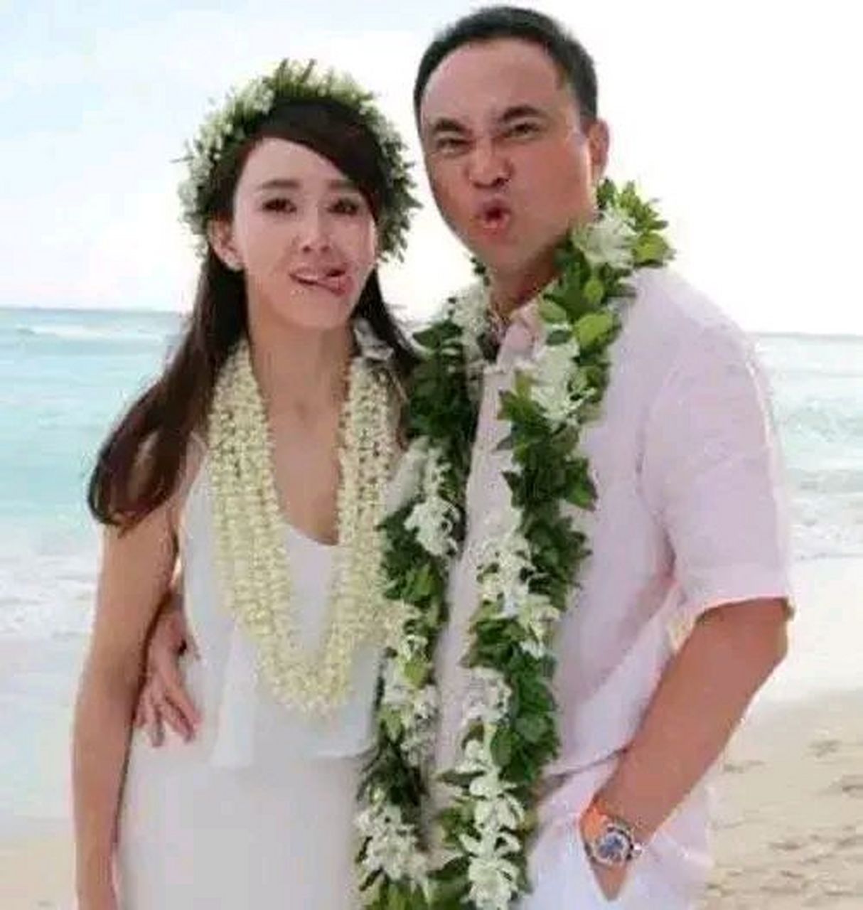 2008年,胡静嫁给大13岁的富豪朱兆祥,对方身价50亿,婚后共枕时,发现
