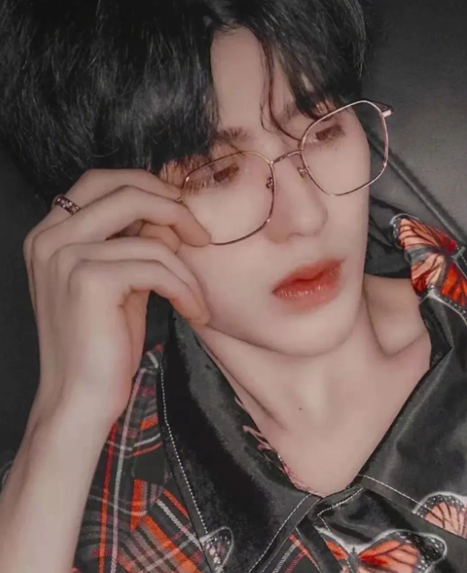 蔡徐坤说喜欢沈月是哪个综艺?