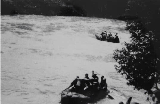 强渡怒江,致敬中国远征军