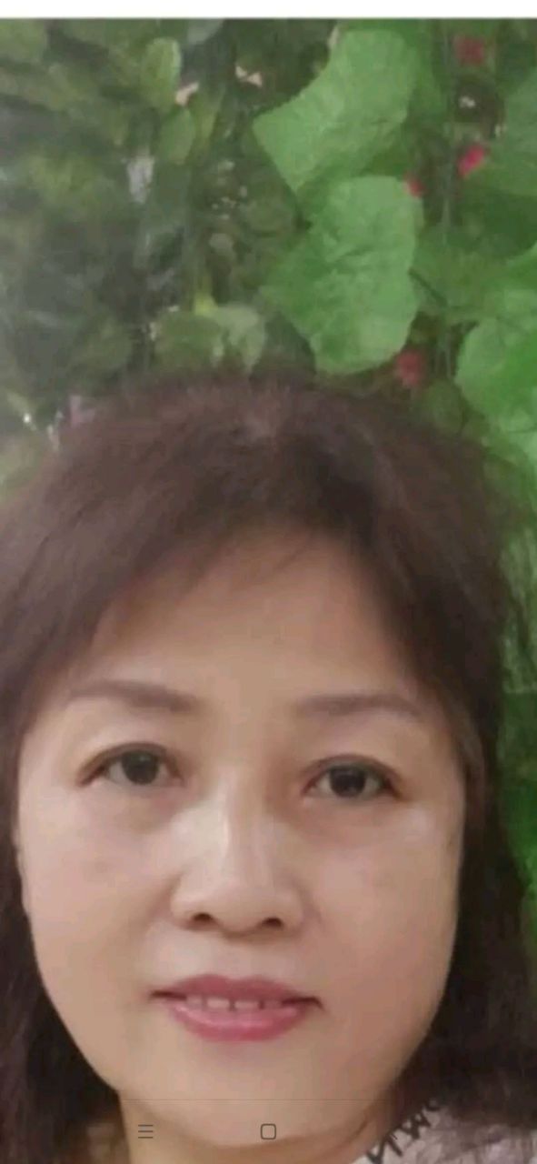 60岁,我老了.我在网络征婚里找了一个比我小12岁的老公.