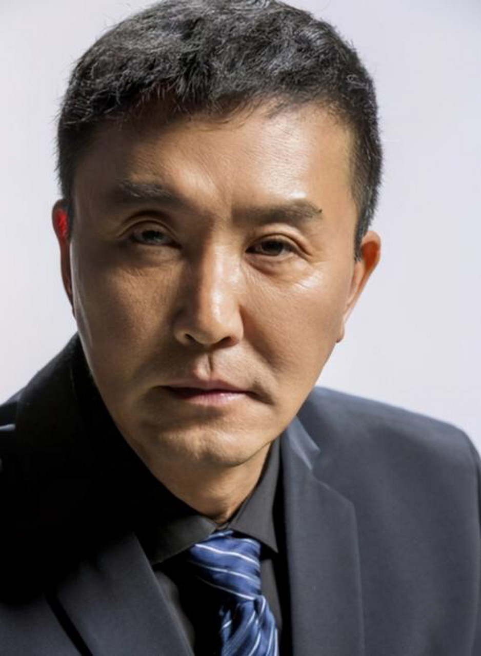 娱乐圈沉迷整容的五位老戏骨:第一位刘晓庆,中国电影界的传奇女性,50