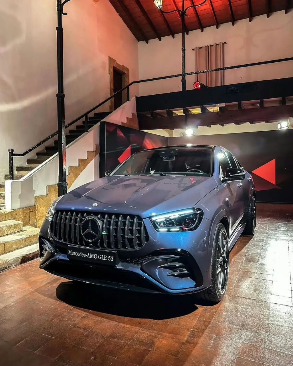 新款奔驰gle 53 amg,3.