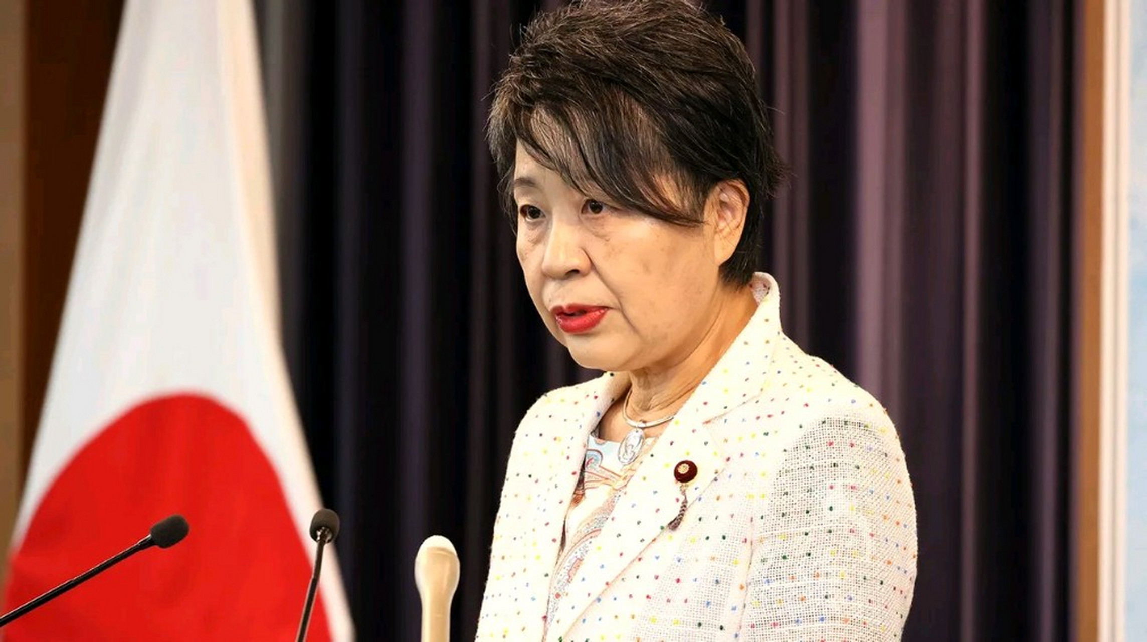 新任外相就职第一天就对朝俄发出警告  9月14日,日本新任外相上川阳子