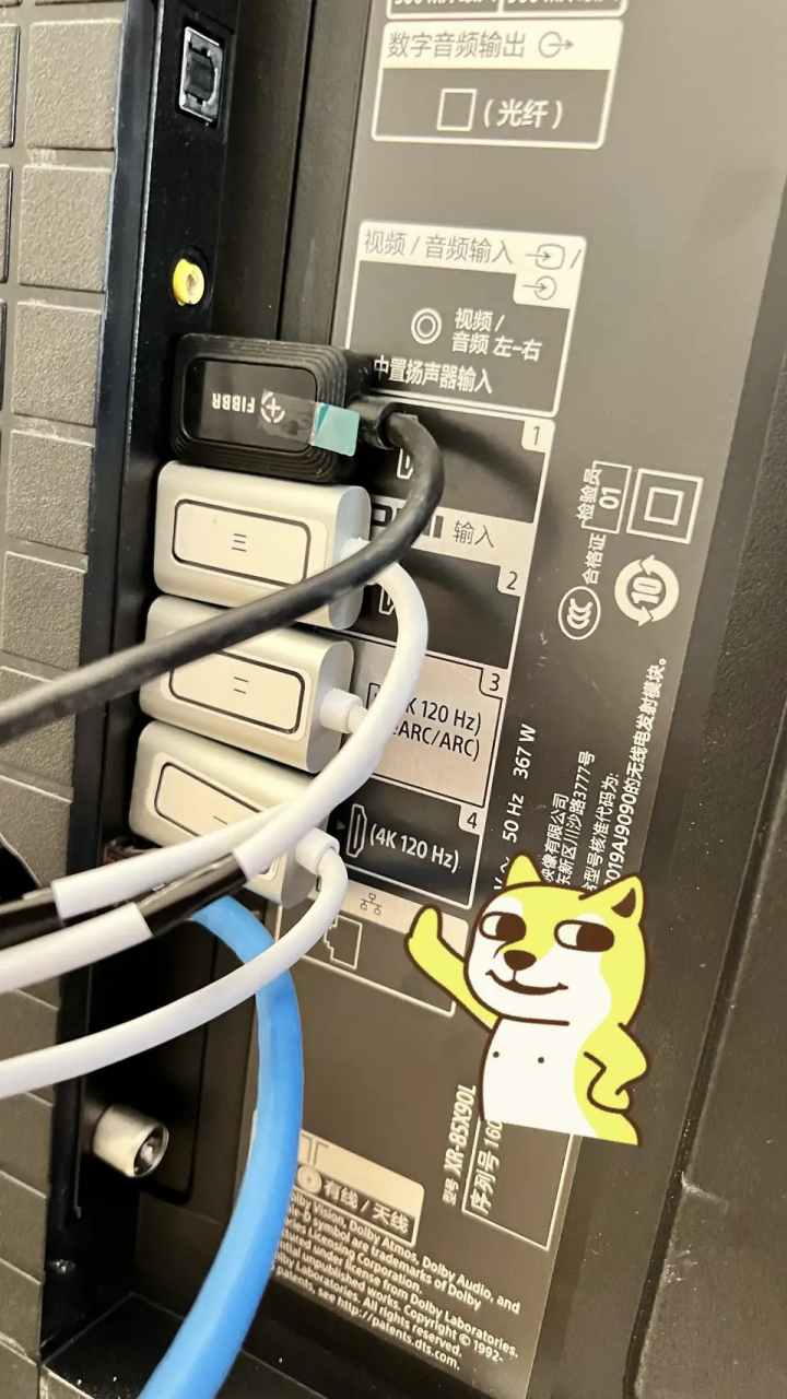 把四个hdmi接口都插满了的,但是不知道hdmi线应该用哪种方式来接设备