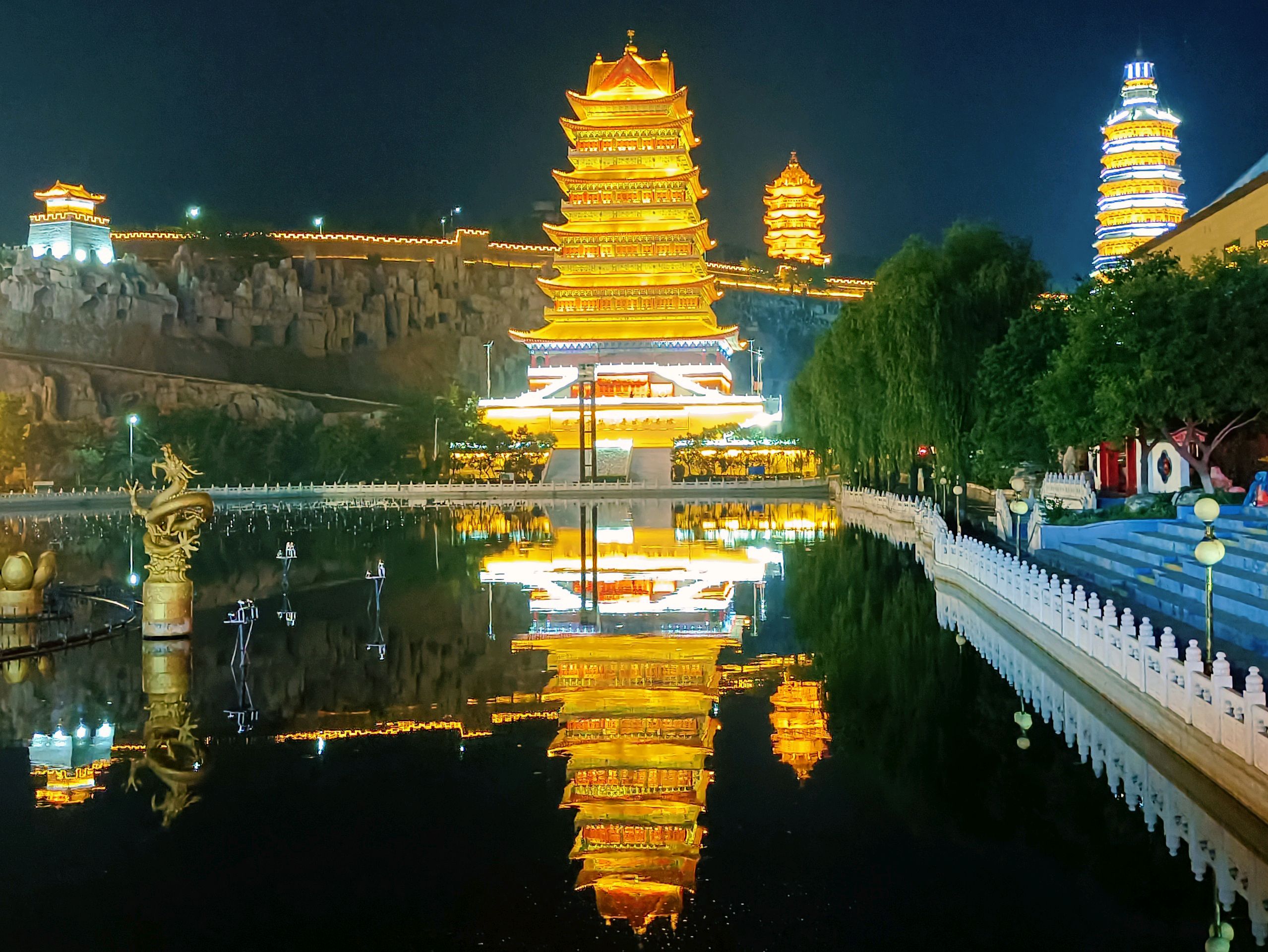 辽西之行——夜访九华山