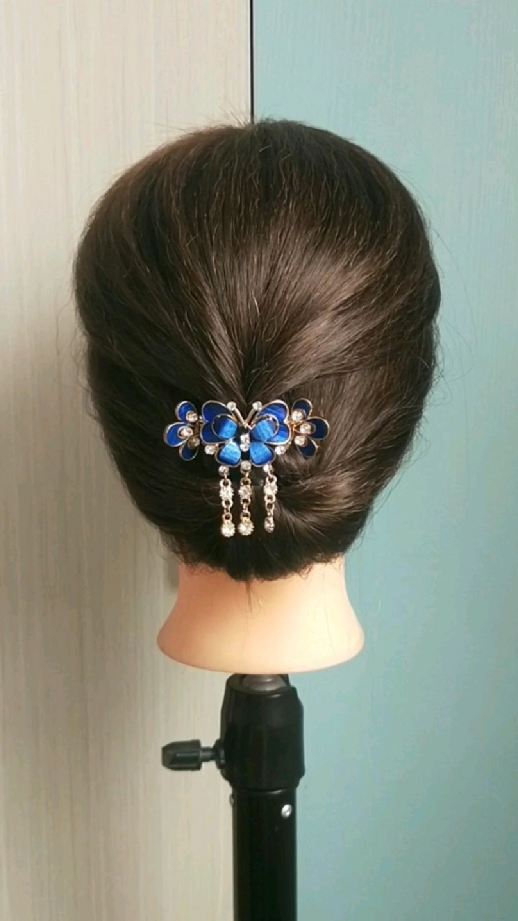 知性优雅美大气低盘发发型教程