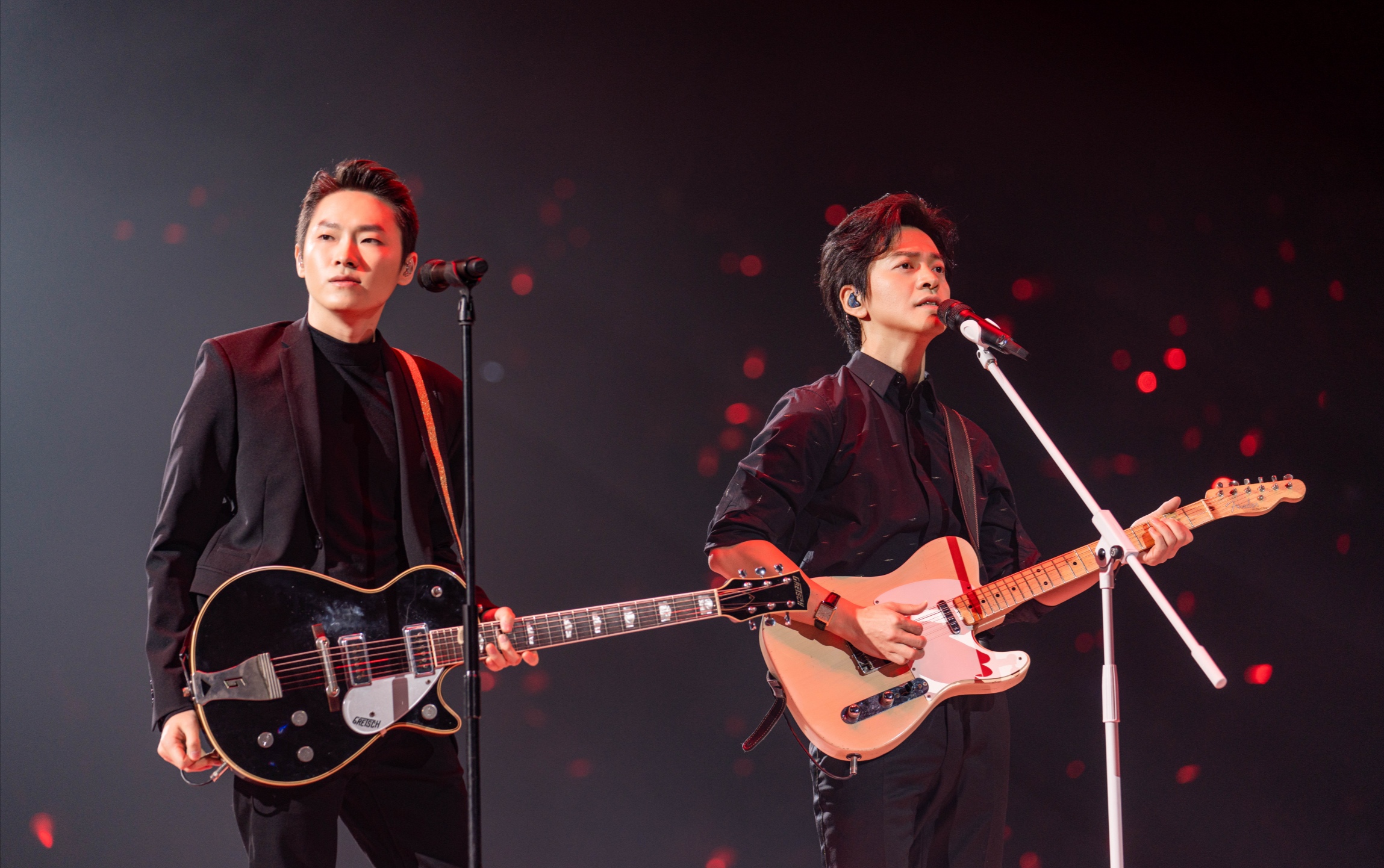 李健与梁博,哥哥与弟弟般的友情!两人都是独立,难得的好音乐人