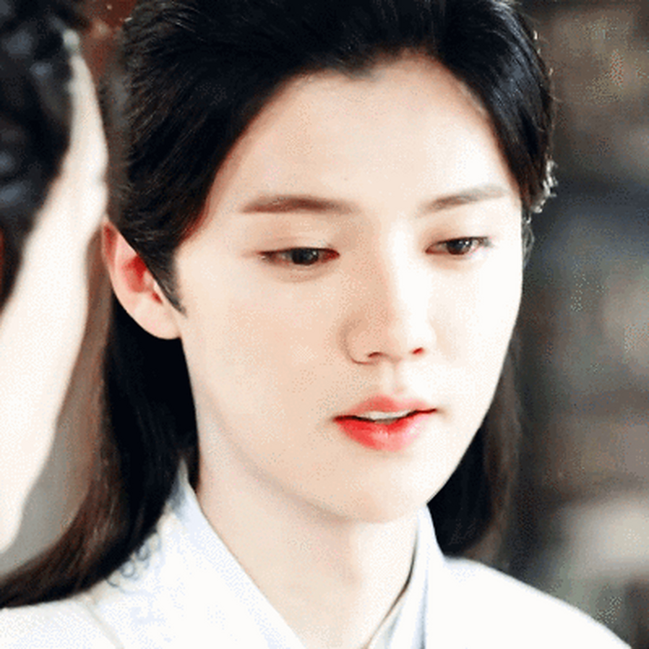 qqqqqqq鹿晗什么时候能再演古装,这溢出屏幕的颜值啊!