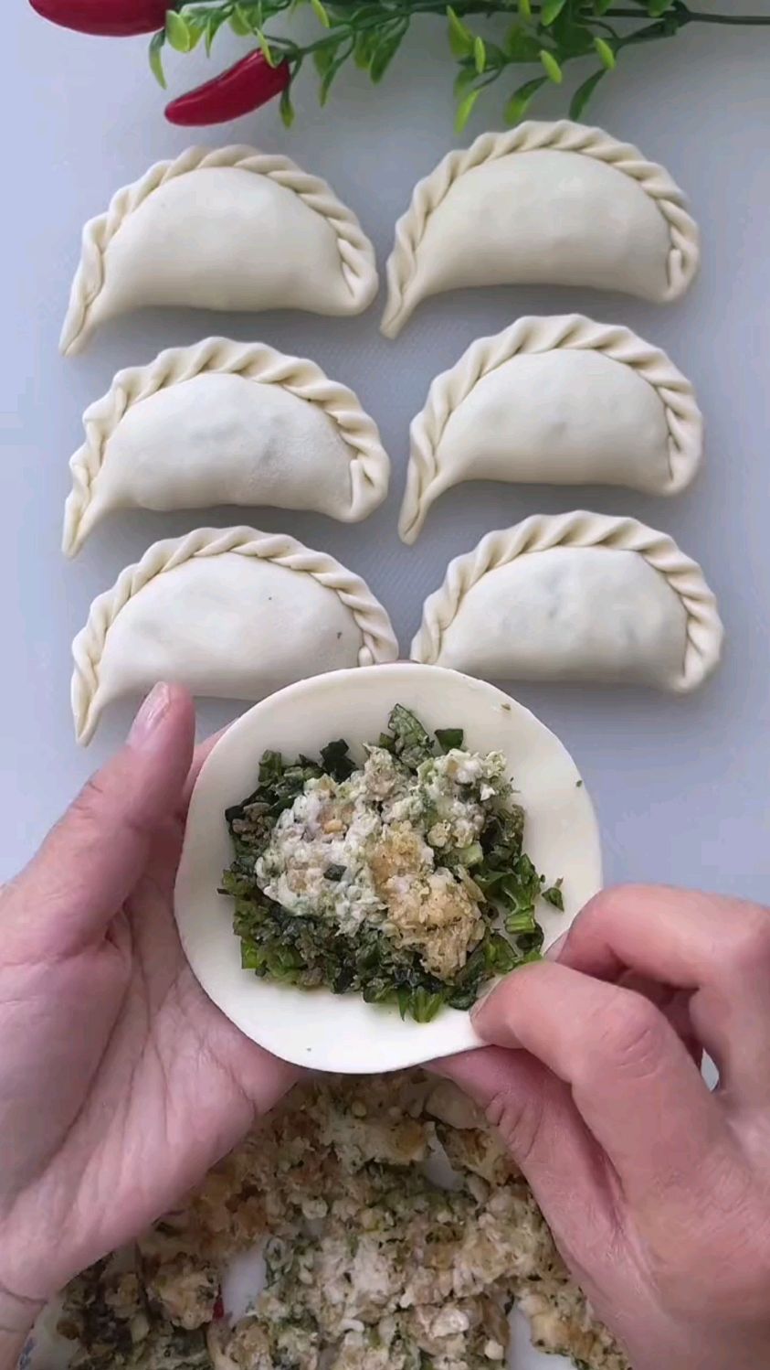 花边饺子慢动作手法