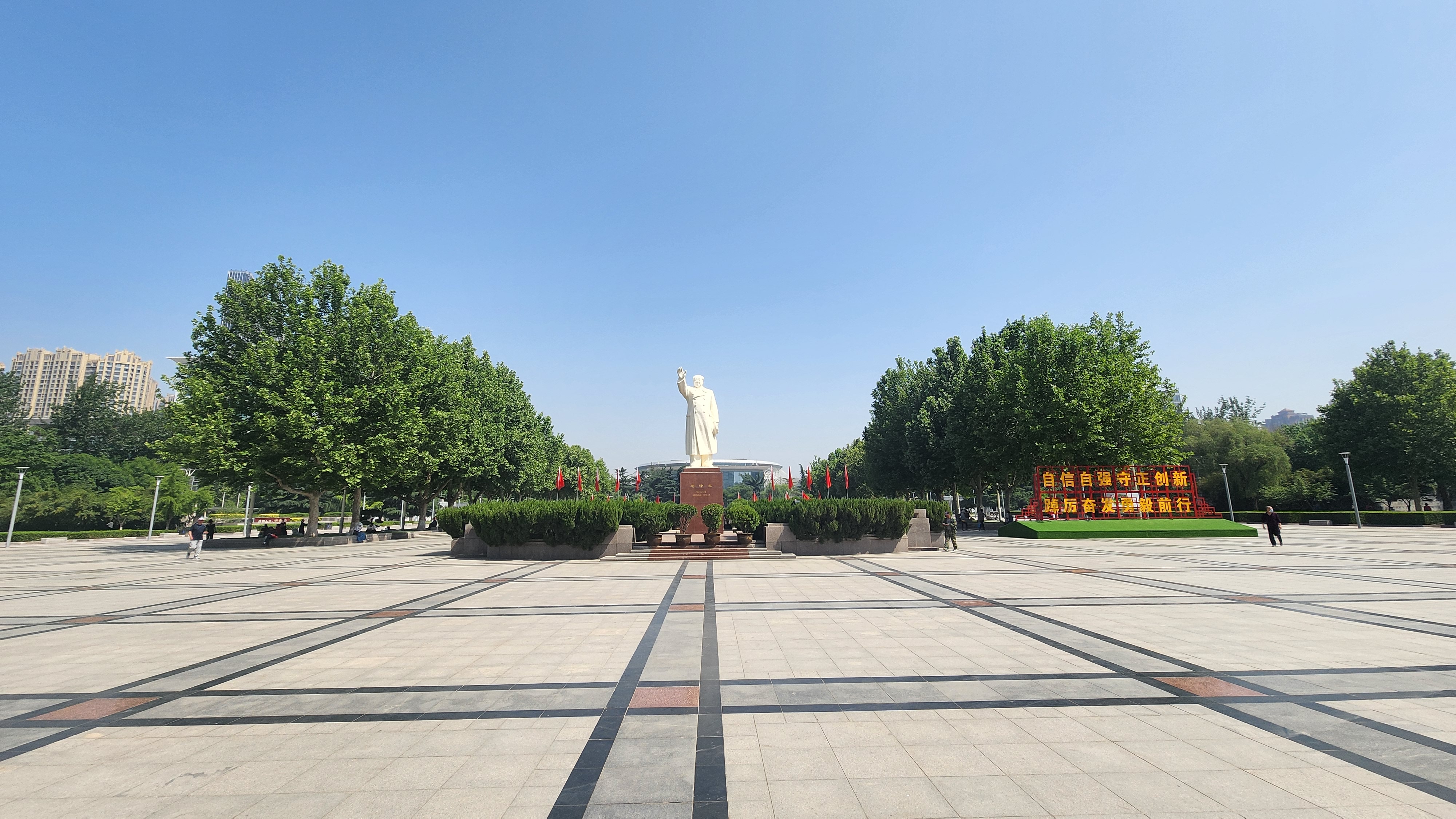 潍坊人民广场平面图图片