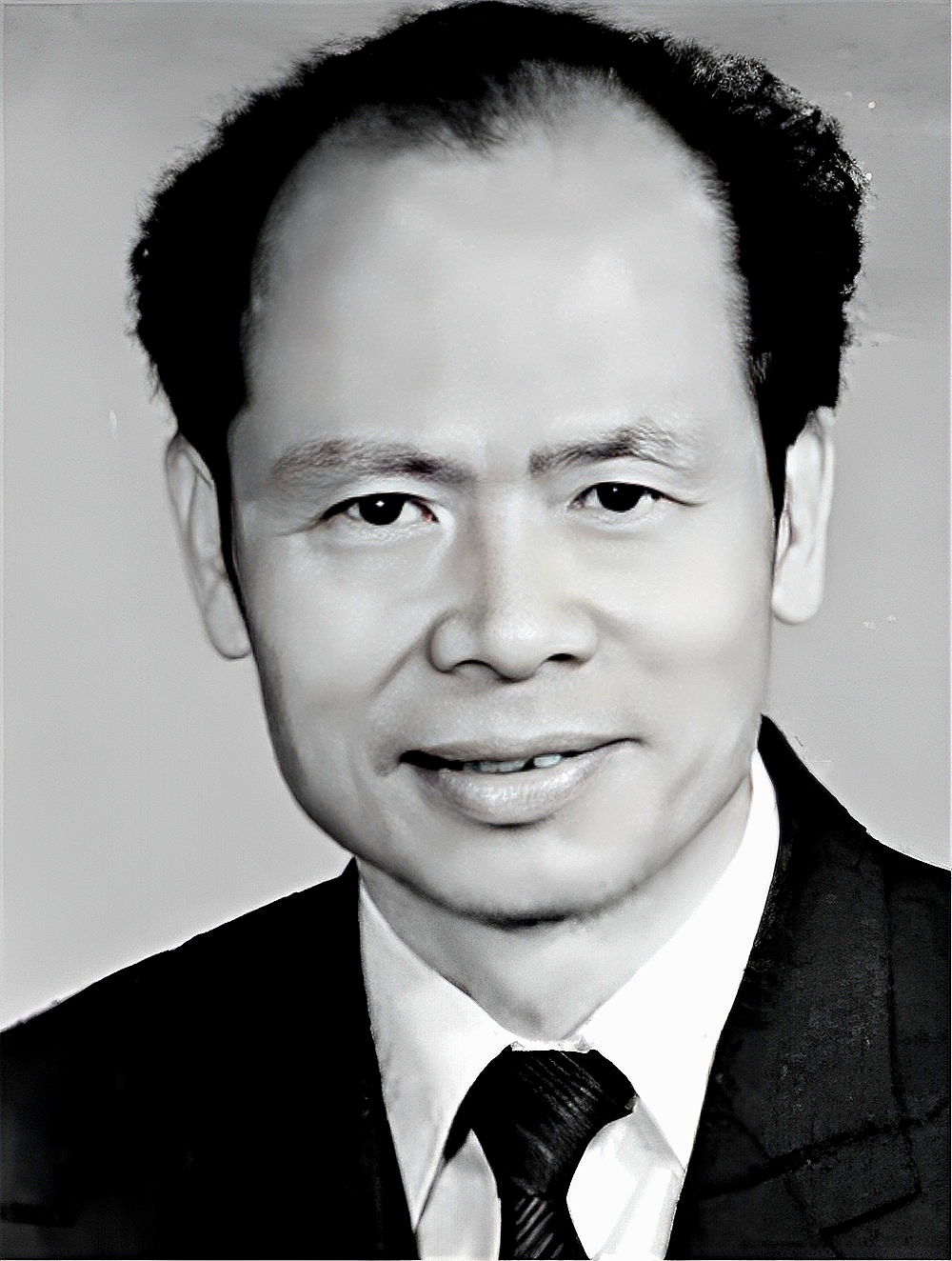 谢非:54岁任广州市委书记,58岁任广东省委书记,67岁在广州逝世