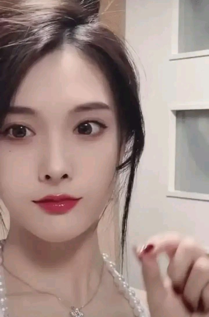 越来越美了!唇模