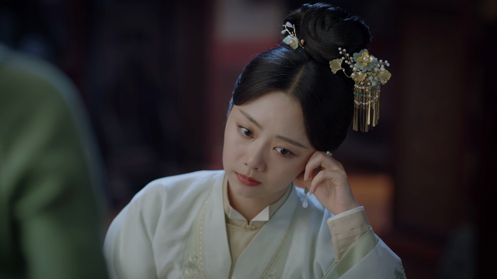 《锦心似玉》:冬青的结局告诉我们,再好的情分也经不住贪心不足